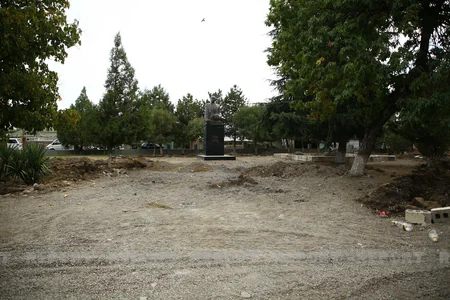 Gürcüstanda Nəriman Nərimanov adına park yenidən qurulur