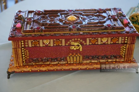 İstanbulda “Valide Sultan” gəmisində “Zəngəzur sənətkarlığı” sərgisi keçirilib