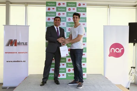 Nar presents special prizes to students demonstrated highest results during entrance exams