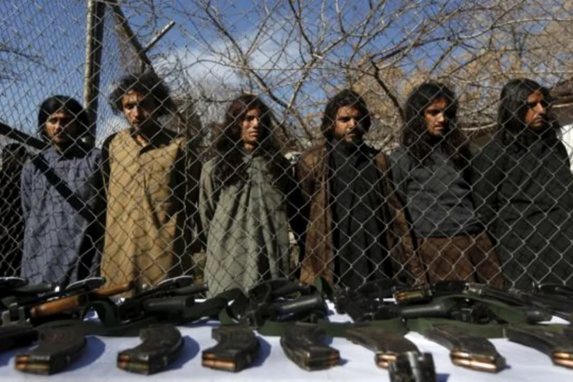 Əfqanıstanda İŞİD terrorçuları Taliban yaraqlılarının başını kəsib