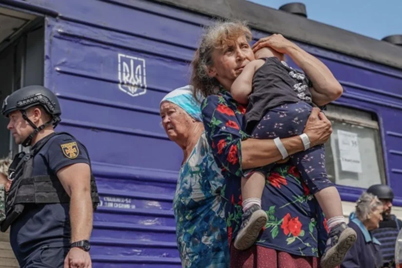 Эвакуация семей с детьми объявлена из 14 населенных пунктов Донецкой области Украины