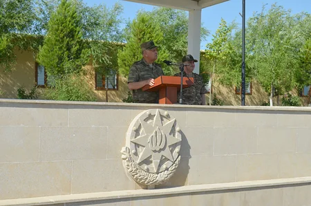 Azerbaijani servicemen leave for Commando Courses in Turkey