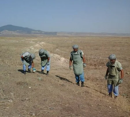 ​Ağdamda partlamış top mərmilərinin qalıqları aşkarlanıb