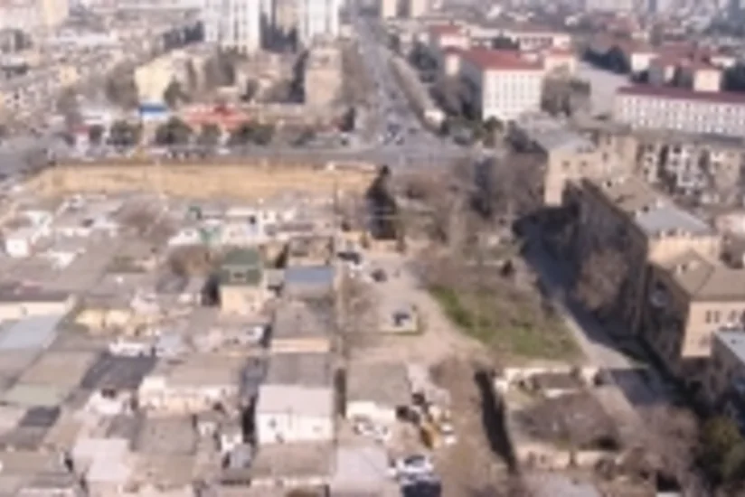 ​Bakının mərkəzi küçələrindən biri yenidən qurulacaq