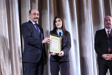 Sumqayıt teatrı yeni mövsümü əsaslı təmirdən çıxan binada açıb