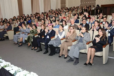 AHİK Beynəlxalq Qadınlar Günü münasibəti ilə Muğamın sehrli dünyası konsert proqramı təşkil edib
