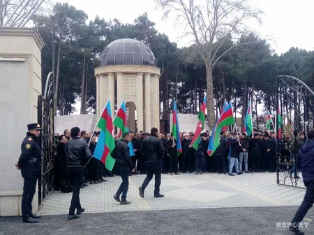 Meyiti neytral ərazidən tapılan Azərbaycan hərbçisi dəfn olunub - FOTO