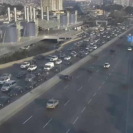 Bakının bir sıra yollarında tıxac var - SİYAHI