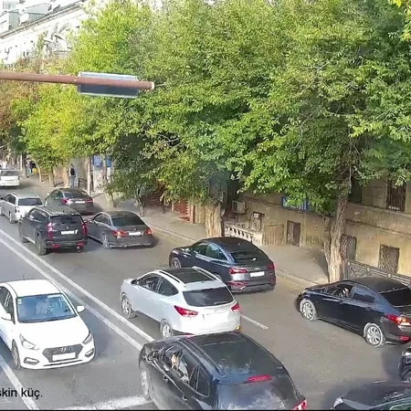 Bakının bir sıra yollarında tıxac yaranıb