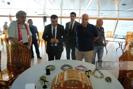 İstanbulda “Valide Sultan” gəmisində “Zəngəzur sənətkarlığı” sərgisi keçirilib