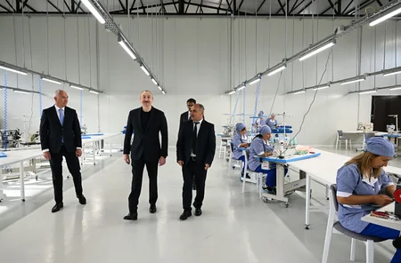 Prezident İlham Əliyev “LATIFA” Laçın tikiş fabrikinin açılışında iştirak edib - YENİLƏNİB