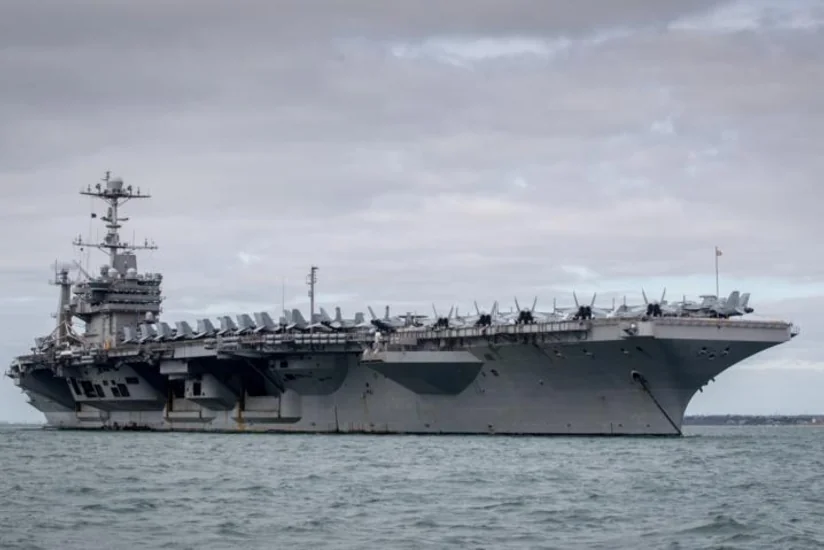 Йеменские хуситы ударили по авианосцу США USS Harry S. Truman