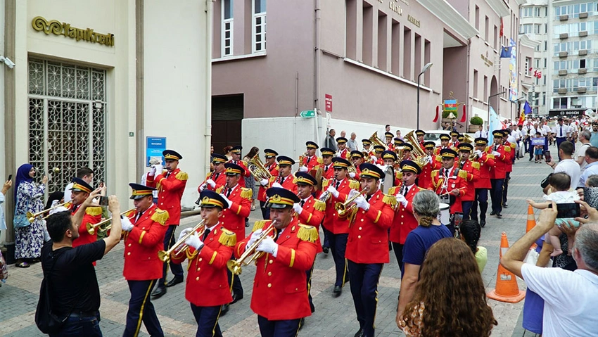 Hərbi İnstitutun orkestr heyəti Türkiyədə beynəlxalq festivalda iştirak edir