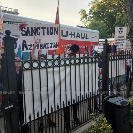 Armenian rally in front of Azerbaijani embassy in US fails