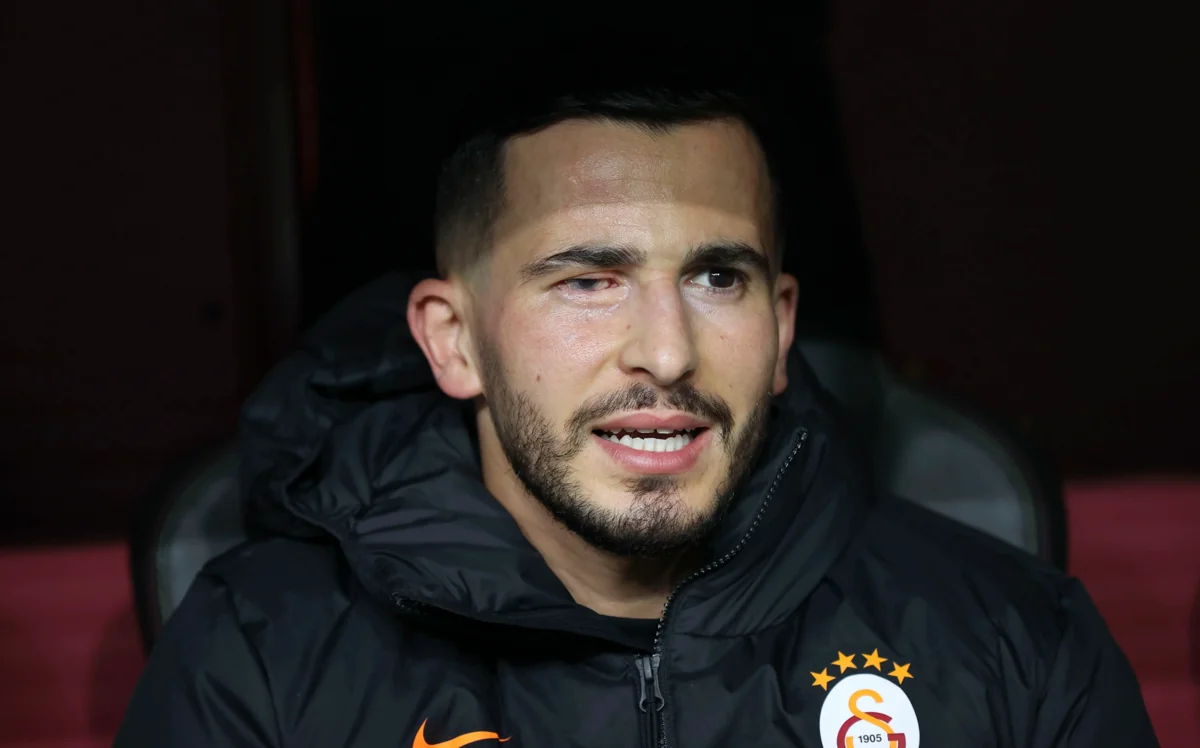 Qalatasarayın 33 yaşlı sabiq futbolçusu karyerasını başa vurub