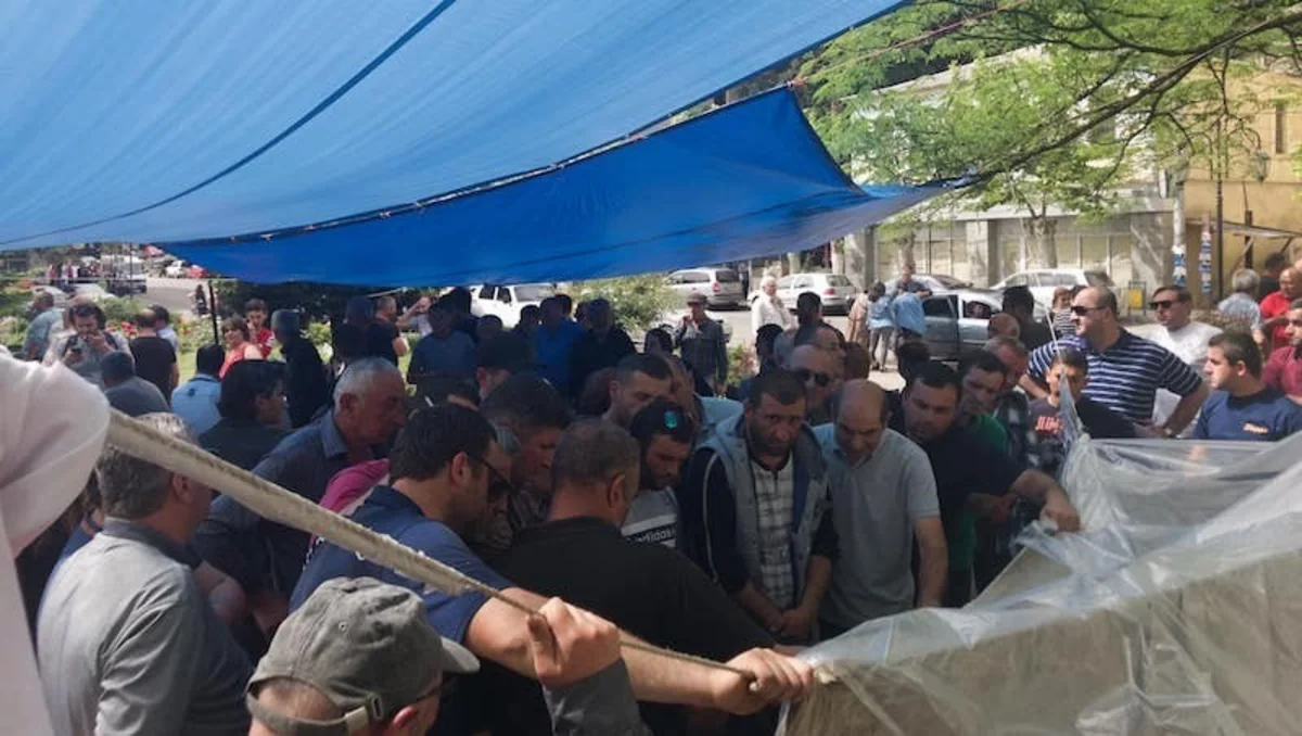 Gürcüstanda mədənçilərin tətili davam edir