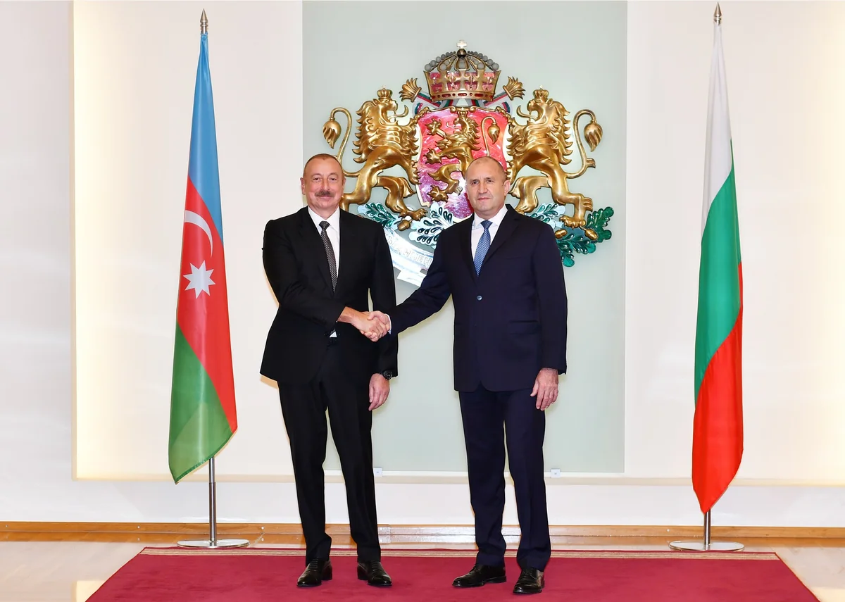 Azerbaijani and Bulgarian presidents have dinner 
