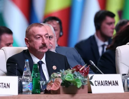 Qoşulmama Hərəkatının Bakı Zirvə Görüşü işini ümumi debatlarla davam etdirib - YENİLƏNİB