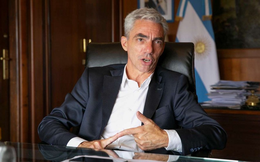 Argentinanın nəqliyyat naziri yol qəzasında həlak oldu