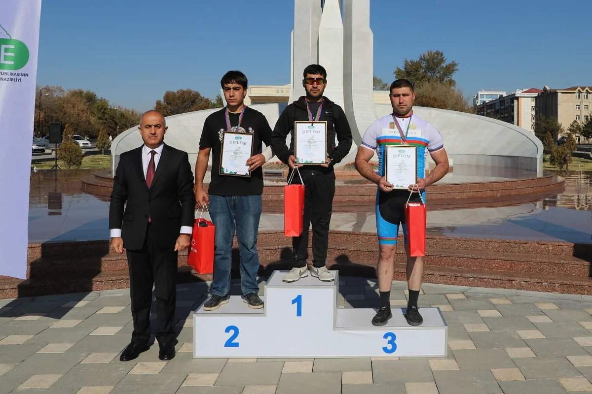 Naxçıvanda Zəfər Günü ilə bağlı veloyürüş keçirilib