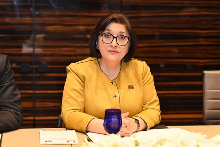 İraq parlamentinin spikeri APA-ya sədrliyin Azərbaycana keçməsi münasibətilə təbriklərini çatdırıb