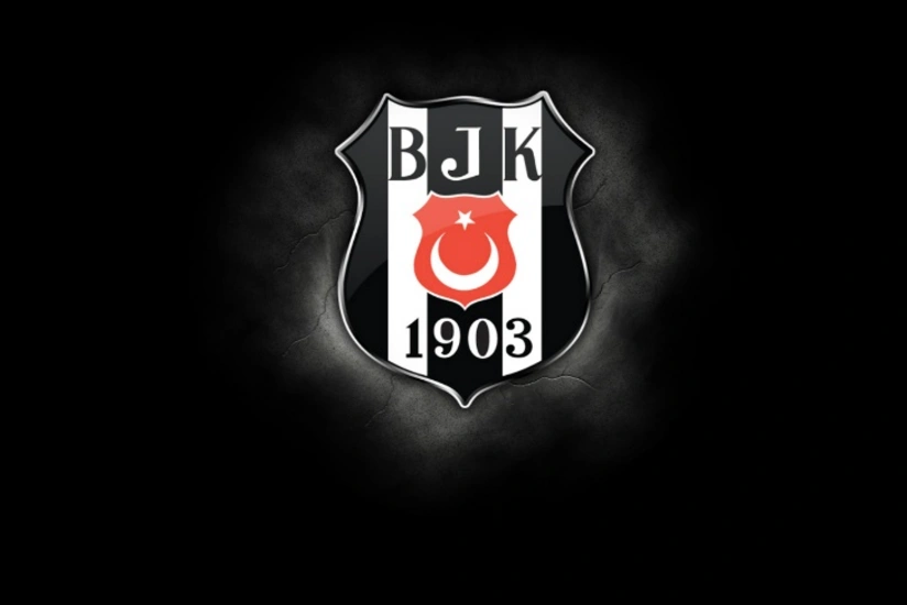 Двое футболистов Бешикташа заразились коронавирусом