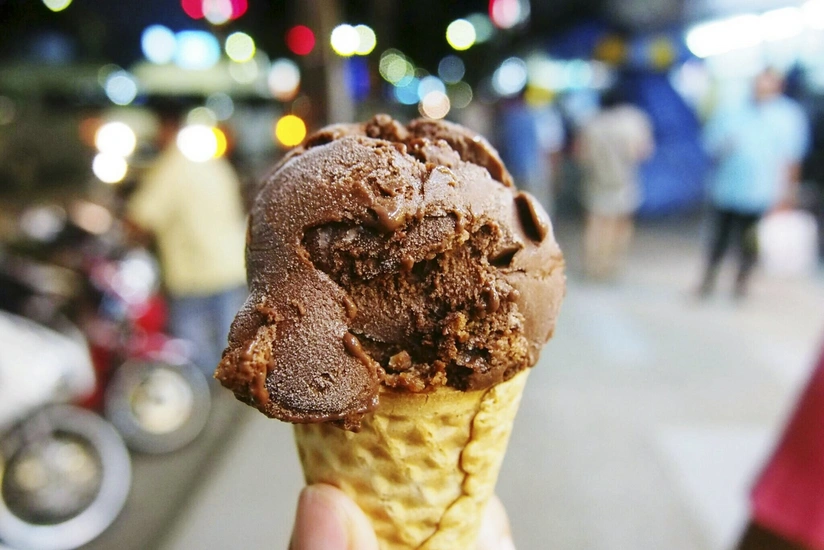 Azerbaijan starts supplying ice cream from another country