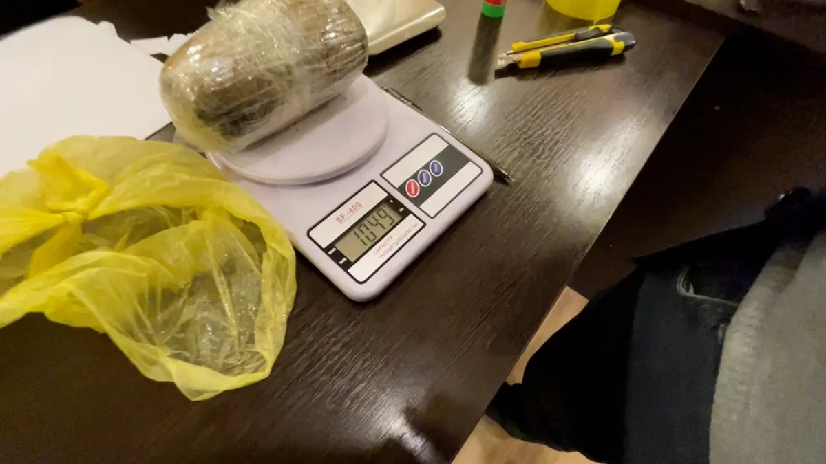 Bakıda polis əməliyyat keçirib, 21 nəfər saxlanılıb