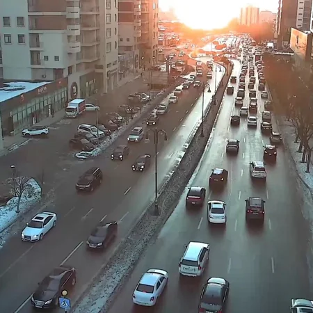 Bakının bəzi yollarında tıxac yaranıb - SİYAHI