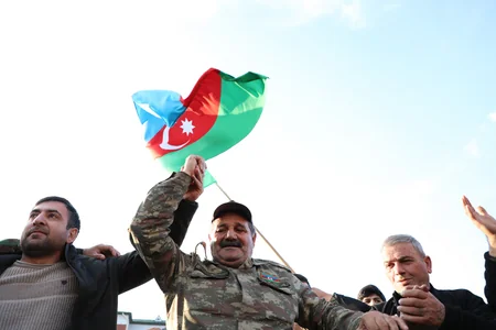 В Тертере с большим воодушевлением празднуют победу