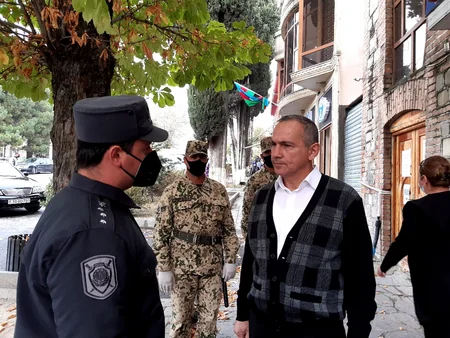 Polis Şəkidə karantin rejiminə nəzarət edir