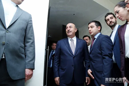 Bakıda Azərbaycan-İran-Türkiyə XİN başçılarının beşinci üçtərəfli görüşü başlayıb