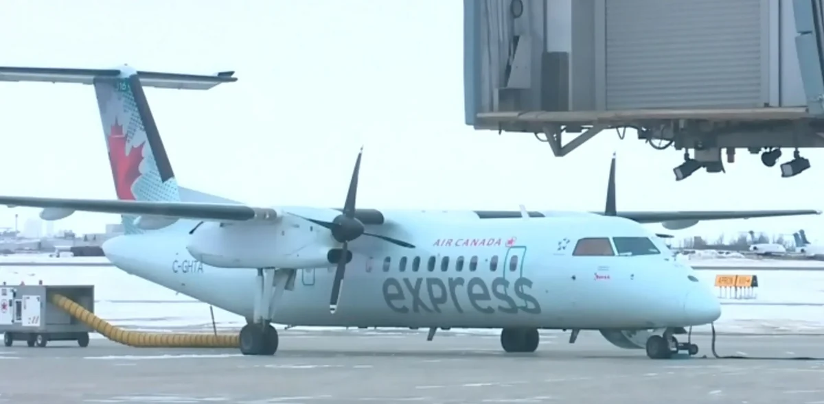 Air Canada təyyarəsi yanğın səbəbindən aeroporta qayıdıb