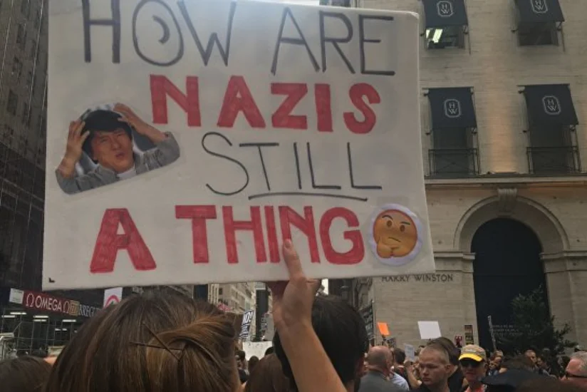 Nyu-Yorkda yüzlərlə insan Tramp əleyhinə aksiya keçirir