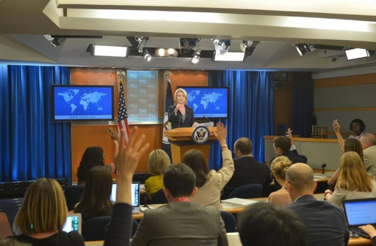 Hezer Nauert ABŞ Dövlət Departamentinin mətbuat xidmətinin rəhbəri vəzifəsindən gedib