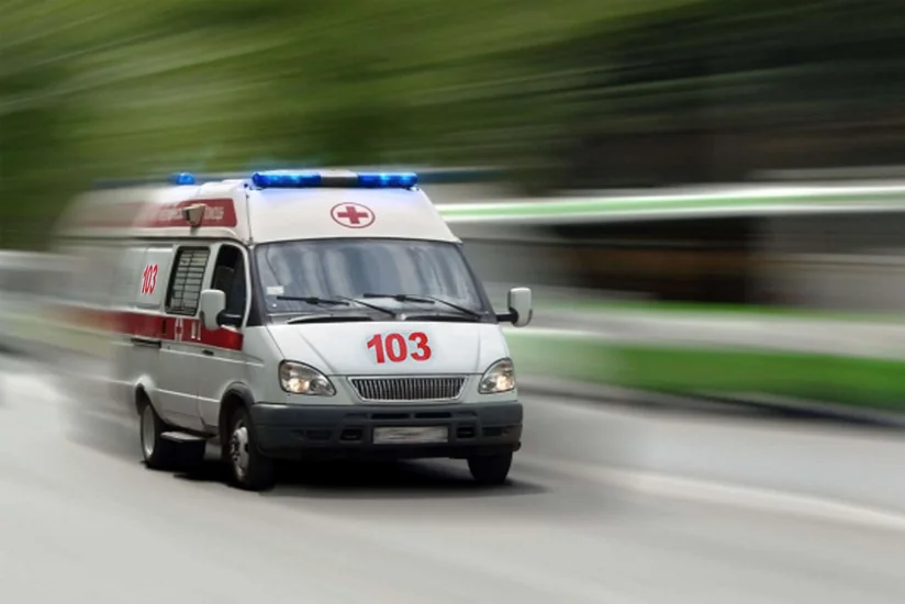 В Баку автобус столкнулся с автомобилем, есть погибший и пострадавшие