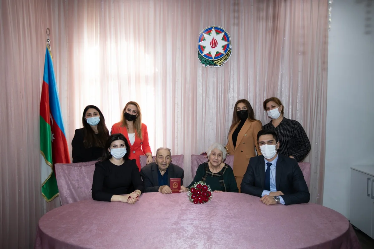 Bakıda 87 yaşlı kişi və 78 yaşlı qadın ailə qurub