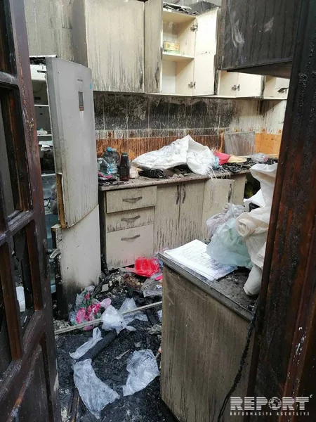 Bakıda oğrular qarət etdikləri evi yandırıblar - VİDEO