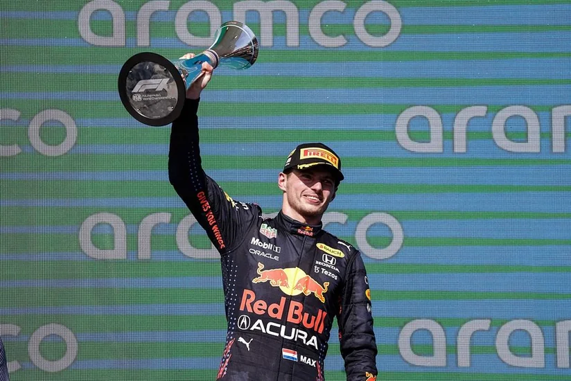 “Formula 1”: ABŞ Qran Prisini Ferstapen qazanıb, “Red Bull” komandalar arasında çempion olub