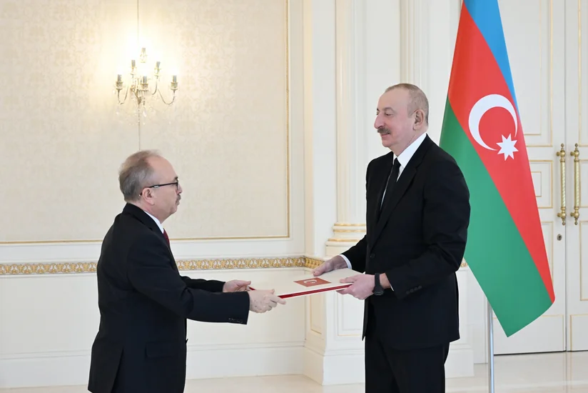 İlham Əliyev Türkiyənin Azərbaycandakı yeni səfirinin etimadnaməsini qəbul edib - YENİLƏNİB