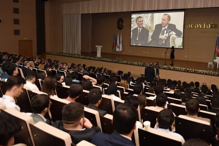 SOCAR Ulu Öndər Heydər Əliyevin 100 illik yubileyi münasibətilə tədbir keçirib