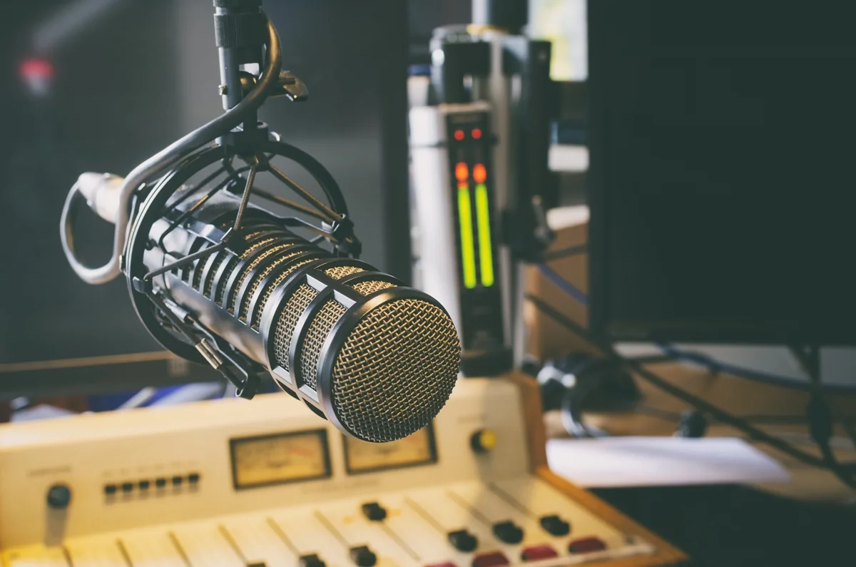 Azərbaycanda yeni radio yayımı üçün müsabiqə elan olunub