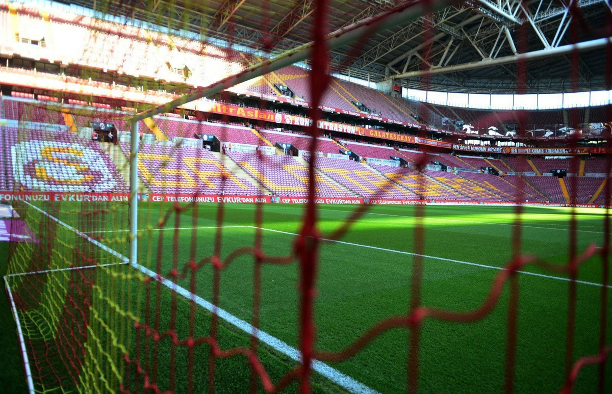 Trabzonspora görə Neftçiyə rəqib olan Qalatasaray