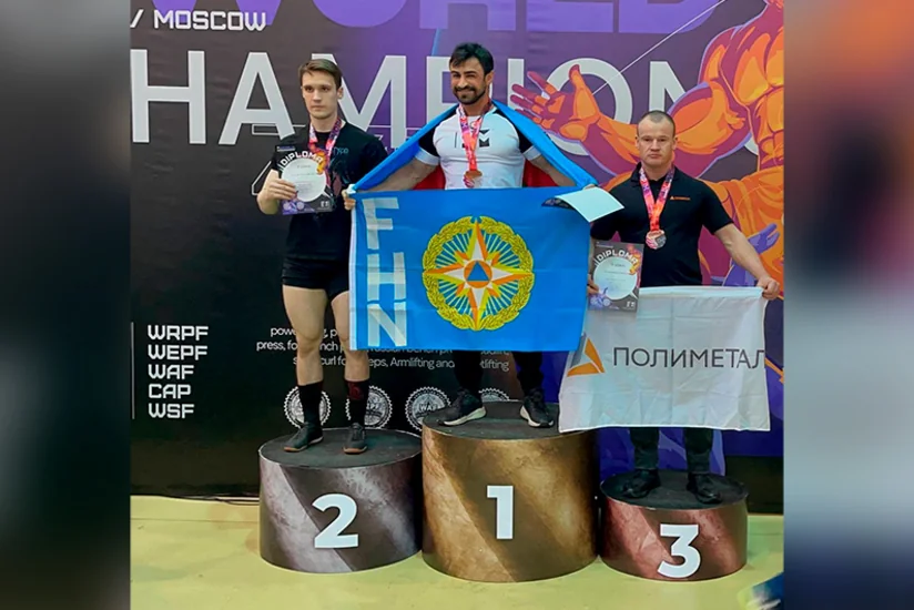 Азербайджанский спортсмен завоевал две золотые медали на чемпионате мира в России