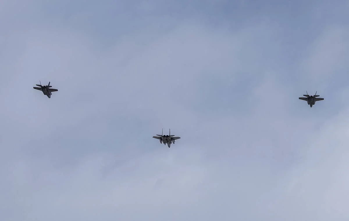 Israeli jets attack military site in northern Damascus