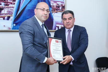 Azərikimya Birliyinə üç idarəetmə sistemi üzrə sertifikatlar təqdim olunub
