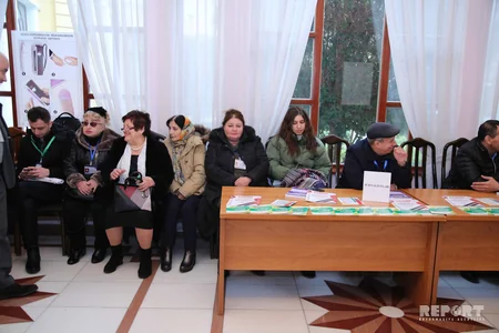 Azərbaycan xalqı səs verir - FOTOREPORTAJ