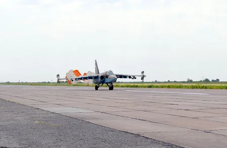 Air Force aircraft conducts scheduled live firing flights - VIDEO