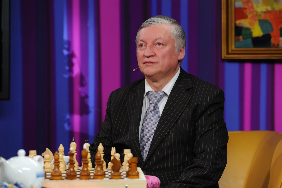 Анатолий Карпов госпитализирован с черепно-мозговой травмой