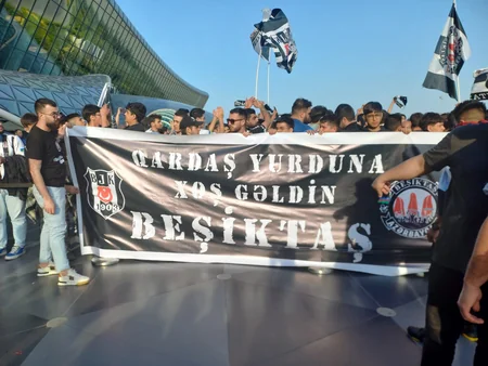 Beşiktaş klubu Bakıya gəlib